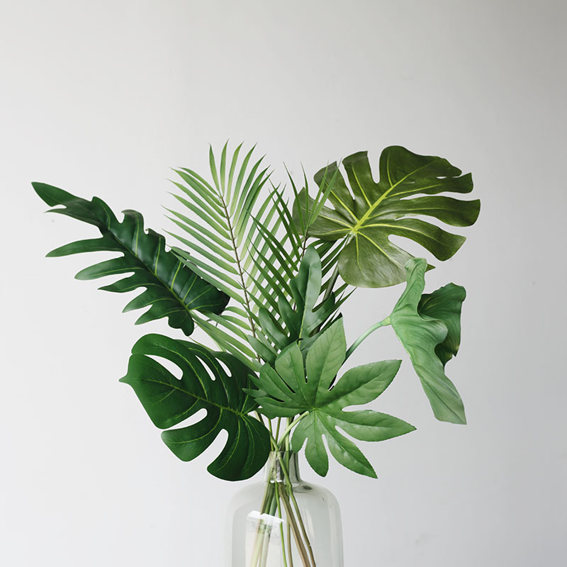 Pianta artificiale con foglie  - Monstera Adansonii recensione e prezzo